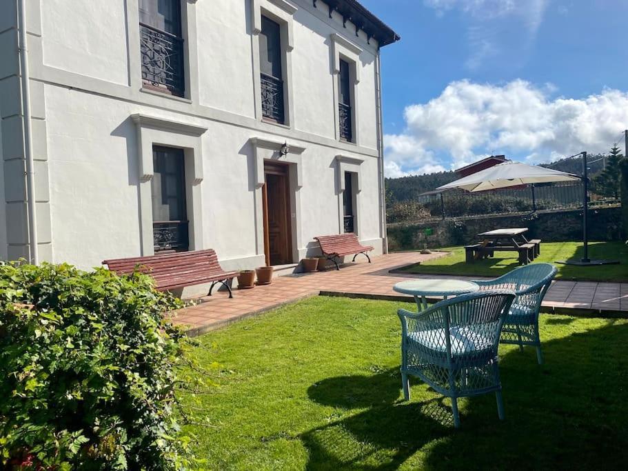 La Casona De Barganaz Villa Santiago Del Monte Exterior photo